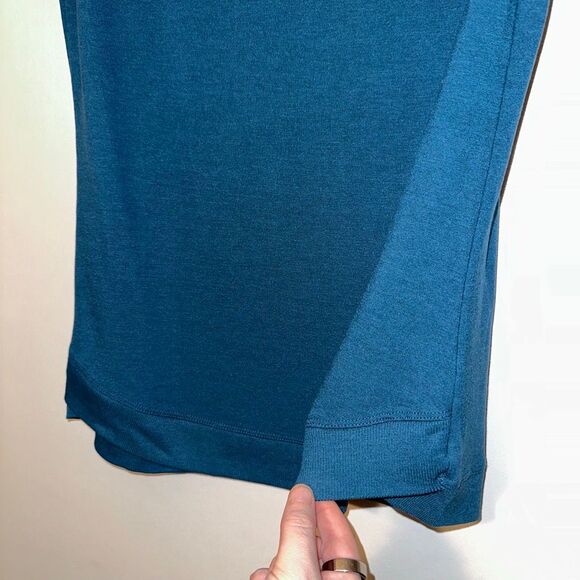 Danskin Women’s Small Super Soft Short Sleeve Shirt Dark Teal Blue EUC - Picture 2 of 9